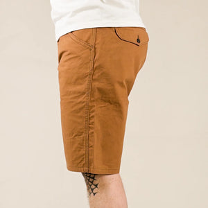 UES Duck Shorts Camel worn profile