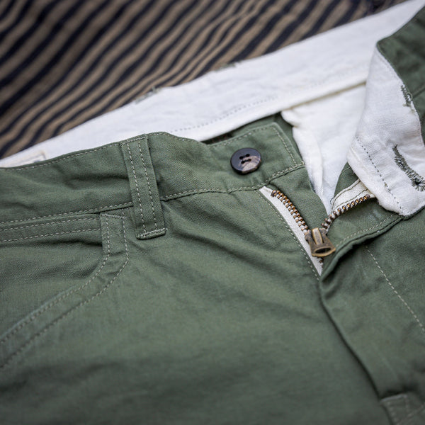 UES Duck Shorts – Olive
