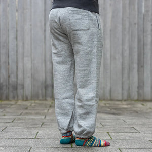 Whitesville 17oz Tubular Knit Heavy Sweat Pants Heather Grey worn backside