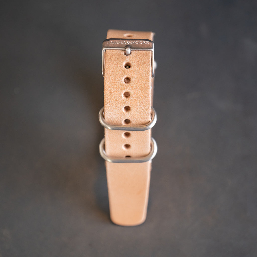 betalingsmiddel definitive Kommandør Barnes & Moore NATO Leather Watch Strap - Natural / 20mm