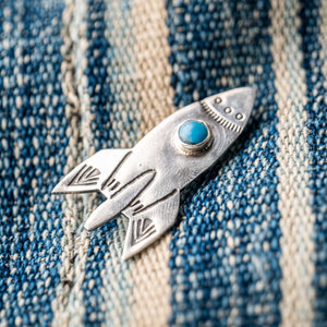 Munqa ROCKET Newtive Turquoise Badge – 925 Sterling Silver