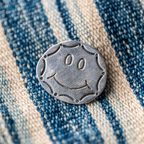 Munqa SMILE Kicks Badge - 925 Sterling Silver