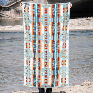 Pendleton Oversized Jacquard Beach Towel – Chief Joseph / Aqua