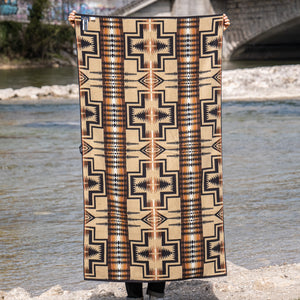 Pendleton Oversized Jacquard Beach Towel – Harding