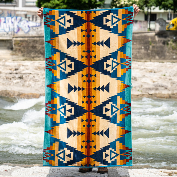Pendleton Oversized Jacquard Beach Towel - Siskiyou