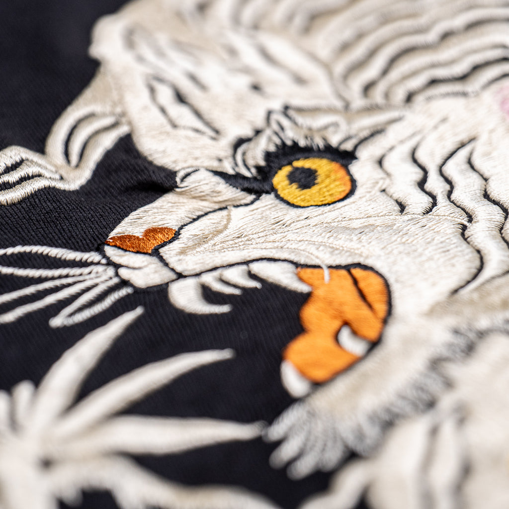 Tailor Toyo Roaring Tiger Sukajan T-Shirt – Black